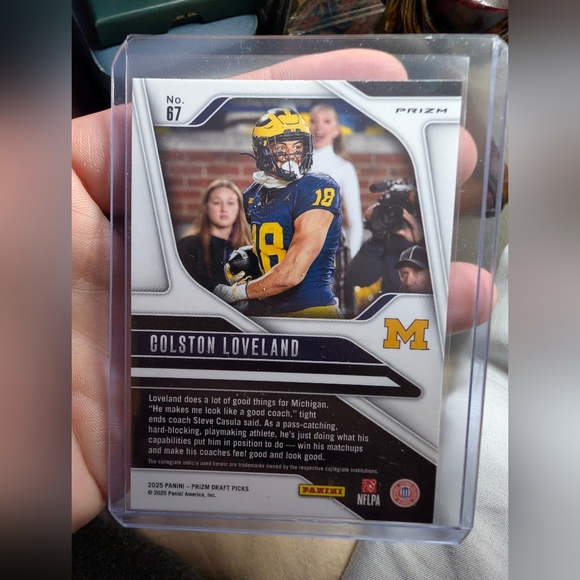 COLSTON LOVELAND '25 Panini Prizm Draft Picks Gold Ice #67 (RC) UM/CHI - Picture 2 of 4